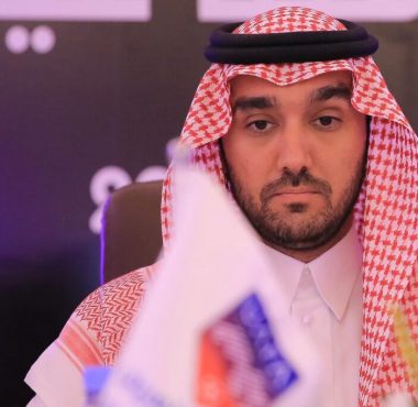 شكر المنتخبات وأشاد بنجاح البطولة.. سمو رئيس الاتحاد العربي لكرة القدم يهنئ المنتخب السعودي باللقب