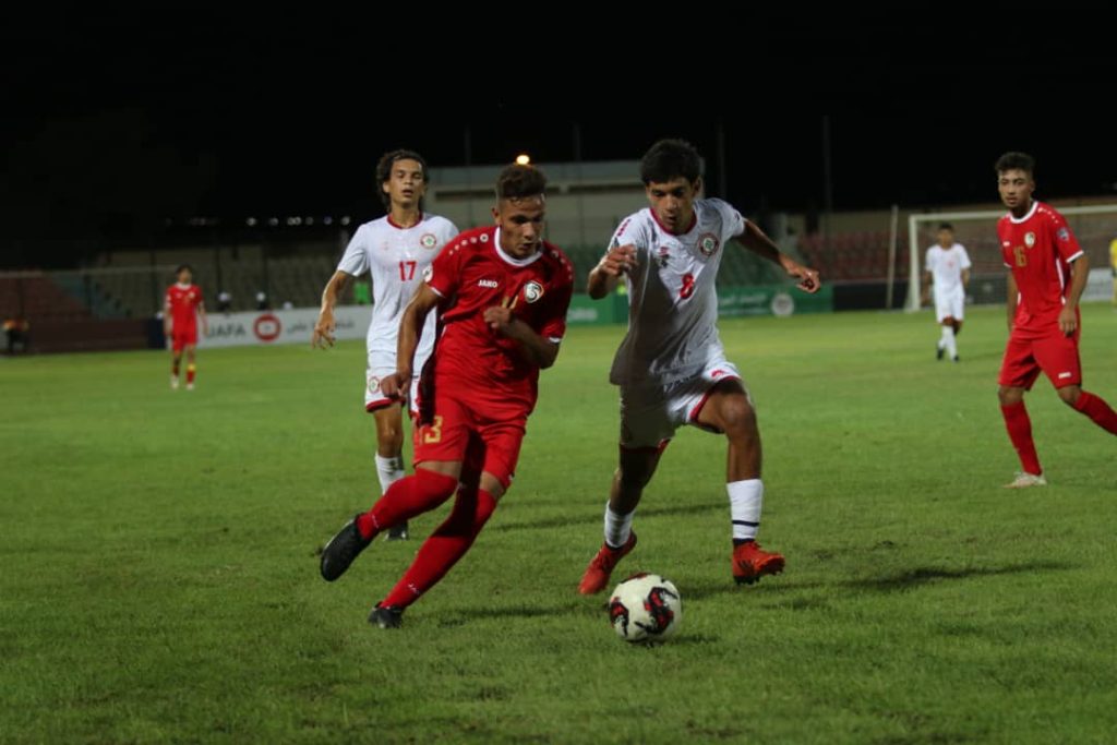 في ختام الجولة الأولى من مجموعات كأس العرب للناشئين 2022 فوز العراق على المغرب.. وجزر القمر على موريتانيا.. ومصر تفوز على السعودية.. وتعادل سلبي بين سوريا ولبنان
