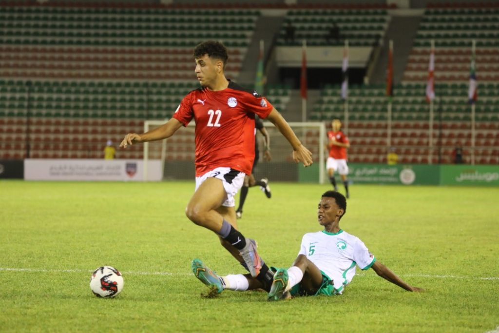 في ختام الجولة الأولى من مجموعات كأس العرب للناشئين 2022 فوز العراق على المغرب.. وجزر القمر على موريتانيا.. ومصر تفوز على السعودية.. وتعادل سلبي بين سوريا ولبنان