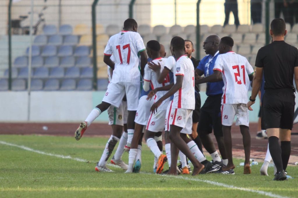 في ختام الجولة الأولى من مجموعات كأس العرب للناشئين 2022 فوز العراق على المغرب.. وجزر القمر على موريتانيا.. ومصر تفوز على السعودية.. وتعادل سلبي بين سوريا ولبنان