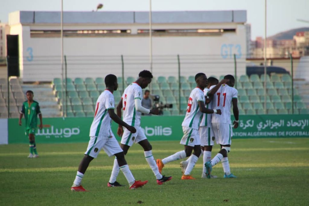 في ختام الجولة الأولى من مجموعات كأس العرب للناشئين 2022 فوز العراق على المغرب.. وجزر القمر على موريتانيا.. ومصر تفوز على السعودية.. وتعادل سلبي بين سوريا ولبنان