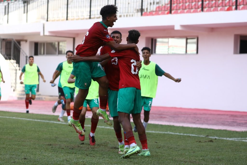 في ختام الجولة الأولى من مجموعات كأس العرب للناشئين 2022 فوز العراق على المغرب.. وجزر القمر على موريتانيا.. ومصر تفوز على السعودية.. وتعادل سلبي بين سوريا ولبنان