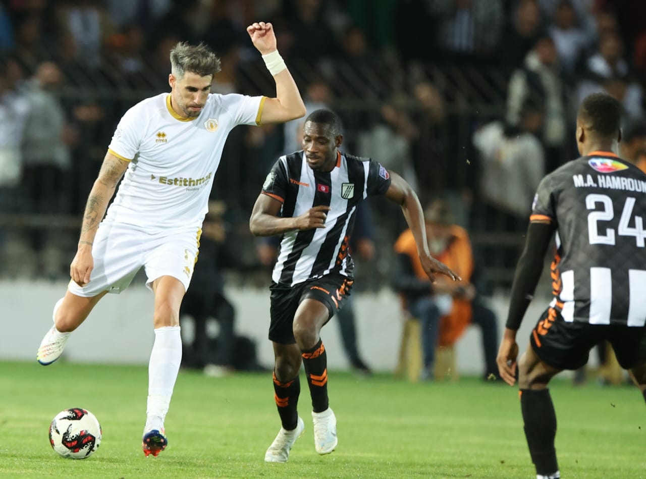 King Salman Cup for Arab Clubs.. A goalless draw between Tunisian CS Sfaxien and Qatar from Qatar in the first leg of the first round 6 King Salman Cup for Arab Clubs.. A goalless draw between Tunisian CS Sfaxien and Qatar from Qatar in the first leg of the first round