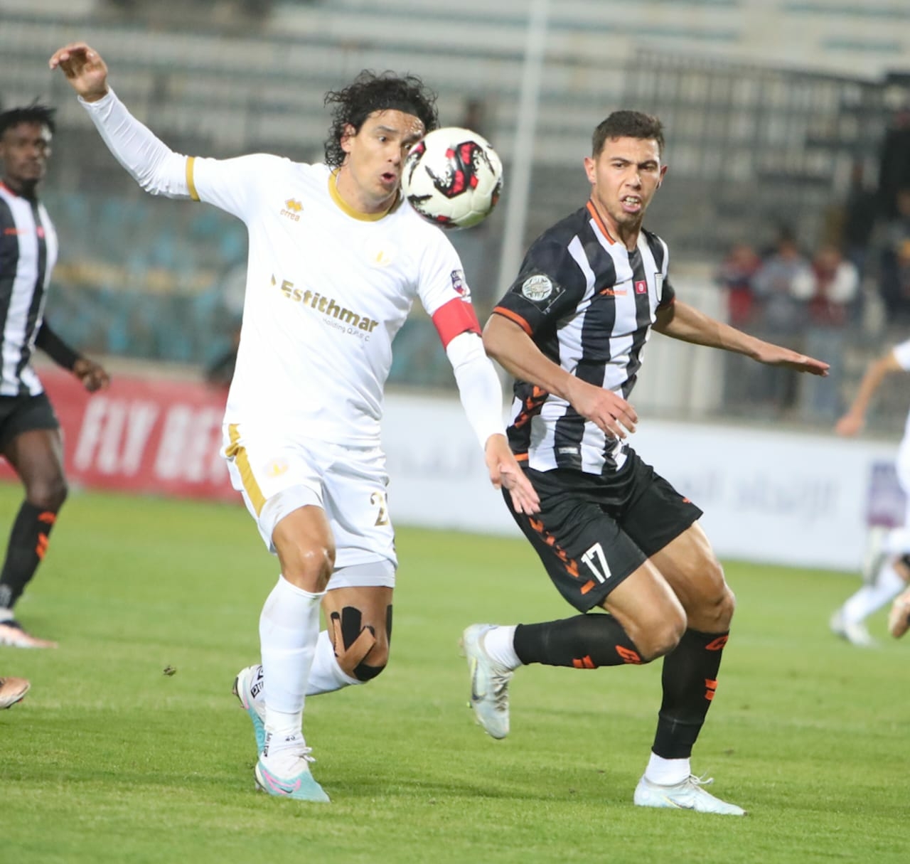 King Salman Cup for Arab Clubs.. A goalless draw between Tunisian CS Sfaxien and Qatar from Qatar in the first leg of the first round 11 King Salman Cup for Arab Clubs.. A goalless draw between Tunisian CS Sfaxien and Qatar from Qatar in the first leg of the first round