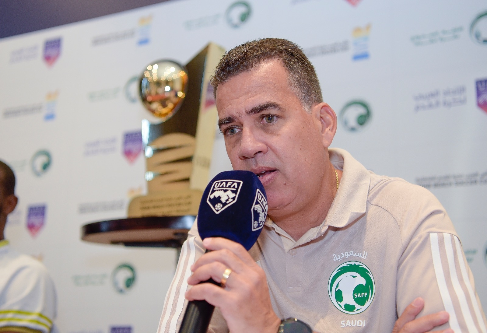 مدربو المنتخبات يُثمنون دور الاتحاد العربي.. والحضور الجماهيري مجاناً عبر "مكاني"..السعودية أمام موريتانيا في انطلاقة كأس العرب لكرة القدم الشاطئية... ولبنان مع المغرب في المباراة الثانية 33 مدربو المنتخبات يُثمنون دور الاتحاد العربي.. والحضور الجماهيري مجاناً عبر "مكاني"..السعودية أمام موريتانيا في انطلاقة كأس العرب لكرة القدم الشاطئية... ولبنان مع المغرب في المباراة الثانية