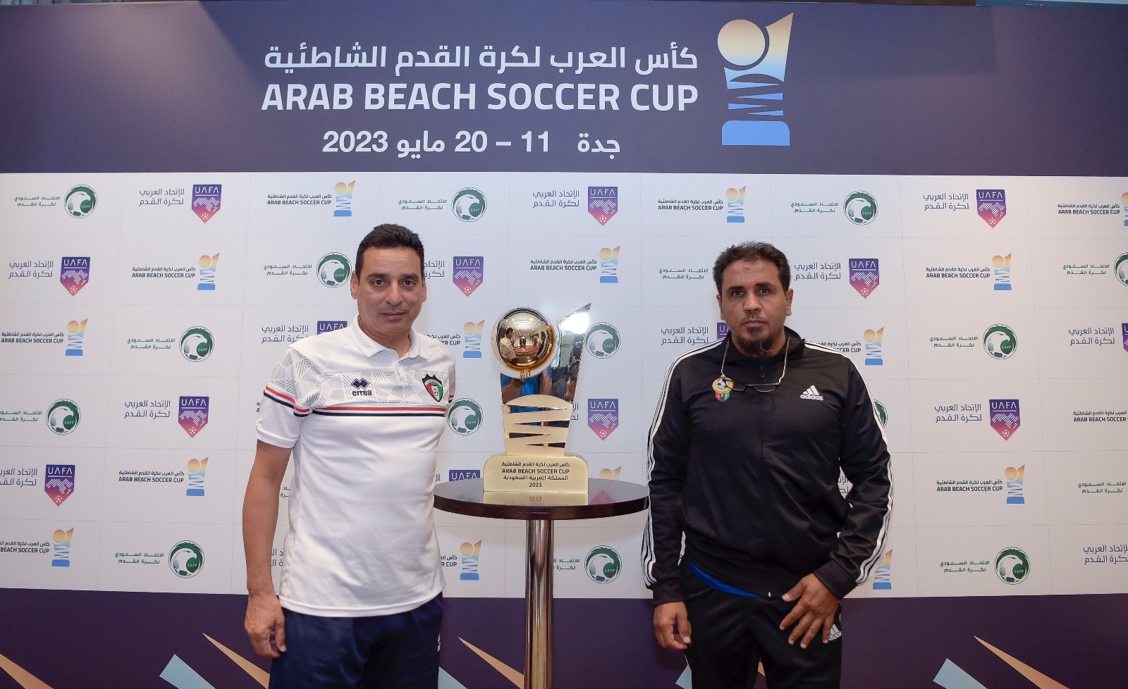 مدربو المنتخبات يُثمنون دور الاتحاد العربي.. والحضور الجماهيري مجاناً عبر "مكاني"..السعودية أمام موريتانيا في انطلاقة كأس العرب لكرة القدم الشاطئية... ولبنان مع المغرب في المباراة الثانية 16 مدربو المنتخبات يُثمنون دور الاتحاد العربي.. والحضور الجماهيري مجاناً عبر "مكاني"..السعودية أمام موريتانيا في انطلاقة كأس العرب لكرة القدم الشاطئية... ولبنان مع المغرب في المباراة الثانية