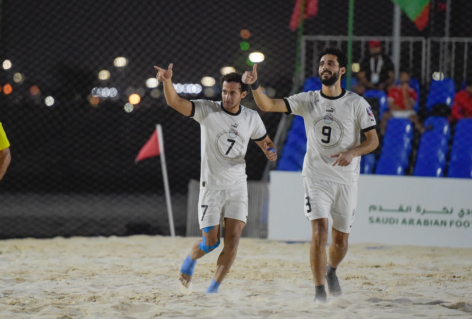 في منافسات كأس العرب لكرة القدم الشاطئية | منتخبا مصر وعمان يلتقيان في المباراة النهائية غداً السبت 29 في منافسات كأس العرب لكرة القدم الشاطئية | منتخبا مصر وعمان يلتقيان في المباراة النهائية غداً السبت