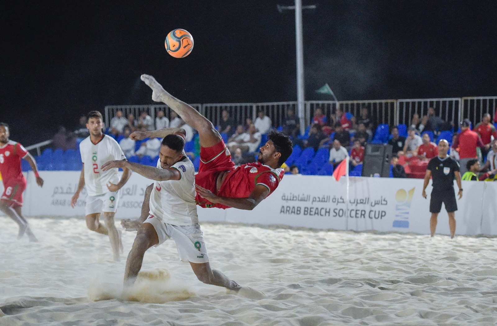 في منافسات كأس العرب لكرة القدم الشاطئية | منتخبا مصر وعمان يلتقيان في المباراة النهائية غداً السبت 15 في منافسات كأس العرب لكرة القدم الشاطئية | منتخبا مصر وعمان يلتقيان في المباراة النهائية غداً السبت