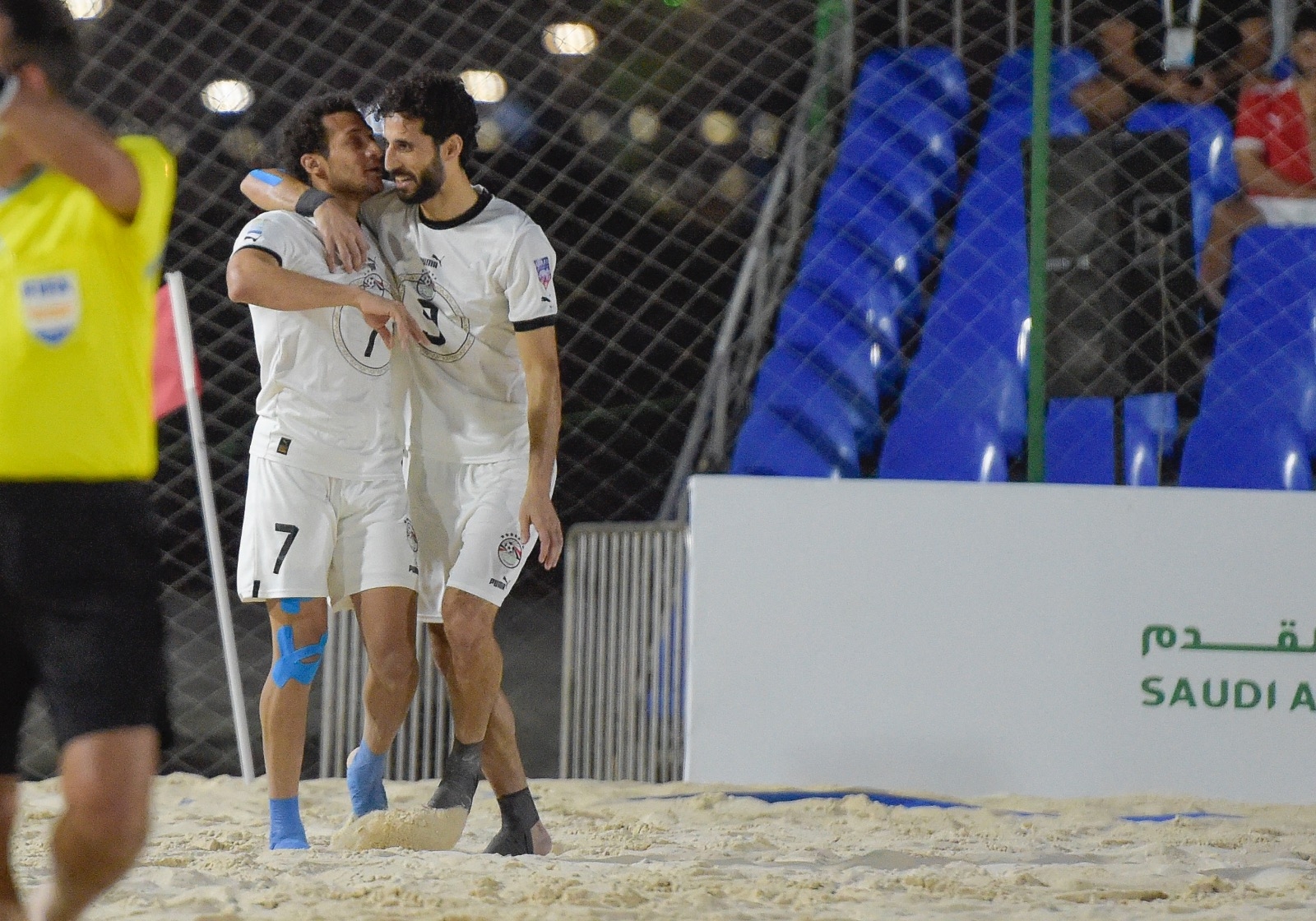 في منافسات كأس العرب لكرة القدم الشاطئية | منتخبا مصر وعمان يلتقيان في المباراة النهائية غداً السبت 31 في منافسات كأس العرب لكرة القدم الشاطئية | منتخبا مصر وعمان يلتقيان في المباراة النهائية غداً السبت