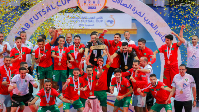 في ختام بطولة كأس العرب لكرة قدم الصالات 2023 .. سمو محافظ جدة يتوج منتخب المغرب بكأس العرب 31 في ختام بطولة كأس العرب لكرة قدم الصالات 2023 .. سمو محافظ جدة يتوج منتخب المغرب بكأس العرب