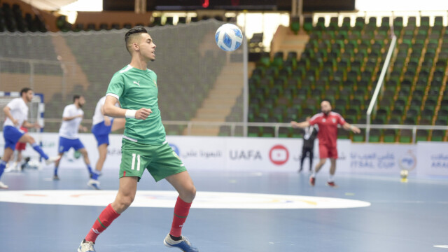 في ختام بطولة كأس العرب لكرة قدم الصالات 2023 .. سمو محافظ جدة يتوج منتخب المغرب بكأس العرب 141 في ختام بطولة كأس العرب لكرة قدم الصالات 2023 .. سمو محافظ جدة يتوج منتخب المغرب بكأس العرب