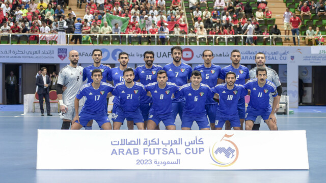في ختام بطولة كأس العرب لكرة قدم الصالات 2023 .. سمو محافظ جدة يتوج منتخب المغرب بكأس العرب 124 في ختام بطولة كأس العرب لكرة قدم الصالات 2023 .. سمو محافظ جدة يتوج منتخب المغرب بكأس العرب