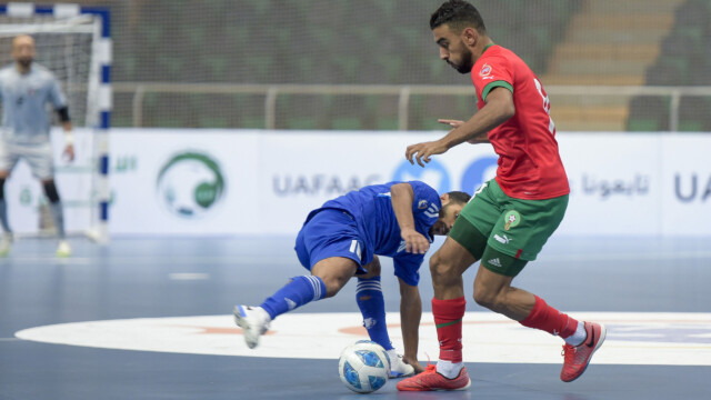 في ختام بطولة كأس العرب لكرة قدم الصالات 2023 .. سمو محافظ جدة يتوج منتخب المغرب بكأس العرب 115 في ختام بطولة كأس العرب لكرة قدم الصالات 2023 .. سمو محافظ جدة يتوج منتخب المغرب بكأس العرب