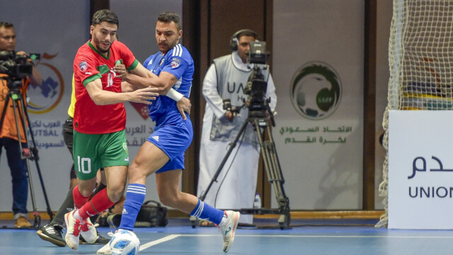 في ختام بطولة كأس العرب لكرة قدم الصالات 2023 .. سمو محافظ جدة يتوج منتخب المغرب بكأس العرب 106 في ختام بطولة كأس العرب لكرة قدم الصالات 2023 .. سمو محافظ جدة يتوج منتخب المغرب بكأس العرب