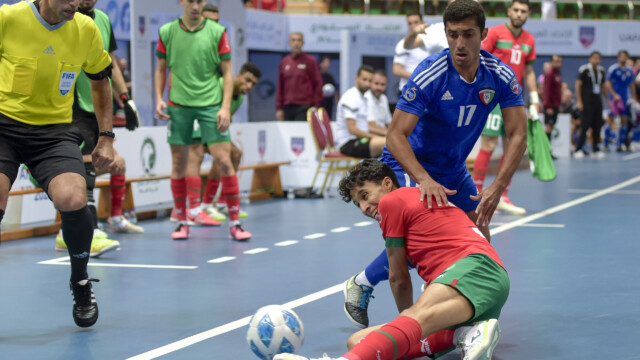 في ختام بطولة كأس العرب لكرة قدم الصالات 2023 .. سمو محافظ جدة يتوج منتخب المغرب بكأس العرب 99 في ختام بطولة كأس العرب لكرة قدم الصالات 2023 .. سمو محافظ جدة يتوج منتخب المغرب بكأس العرب