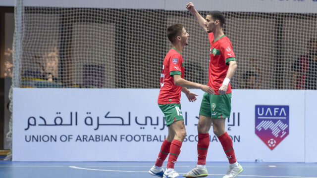 في ختام بطولة كأس العرب لكرة قدم الصالات 2023 .. سمو محافظ جدة يتوج منتخب المغرب بكأس العرب 92 في ختام بطولة كأس العرب لكرة قدم الصالات 2023 .. سمو محافظ جدة يتوج منتخب المغرب بكأس العرب