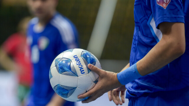 في ختام بطولة كأس العرب لكرة قدم الصالات 2023 .. سمو محافظ جدة يتوج منتخب المغرب بكأس العرب 83 في ختام بطولة كأس العرب لكرة قدم الصالات 2023 .. سمو محافظ جدة يتوج منتخب المغرب بكأس العرب