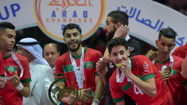 في ختام بطولة كأس العرب لكرة قدم الصالات 2023 .. سمو محافظ جدة يتوج منتخب المغرب بكأس العرب 41 في ختام بطولة كأس العرب لكرة قدم الصالات 2023 .. سمو محافظ جدة يتوج منتخب المغرب بكأس العرب