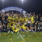 فاز على الهلال السعودي في نهائي كأس الملك سلمان للأندية 2023..سمو نائب أمير منطقة مكة المكرمة تَوج النصر السعودي باللقب العربي 31 فاز على الهلال السعودي في نهائي كأس الملك سلمان للأندية 2023..سمو نائب أمير منطقة مكة المكرمة تَوج النصر السعودي باللقب العربي