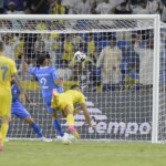 فاز على الهلال السعودي في نهائي كأس الملك سلمان للأندية 2023..سمو نائب أمير منطقة مكة المكرمة تَوج النصر السعودي باللقب العربي 11 فاز على الهلال السعودي في نهائي كأس الملك سلمان للأندية 2023..سمو نائب أمير منطقة مكة المكرمة تَوج النصر السعودي باللقب العربي